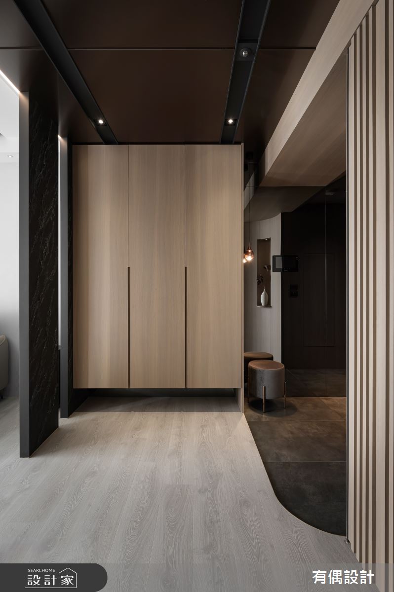 35坪新成屋(5年以下)＿混搭風玄關案例圖片＿有偶室內裝修股份有限公司＿有偶_灰。靜之11
