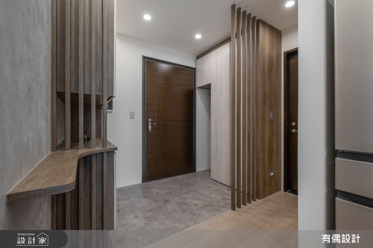 15坪新古屋(10年以下)＿現代風玄關案例圖片＿有偶室內裝修股份有限公司＿有偶_芝麻奶茶之1