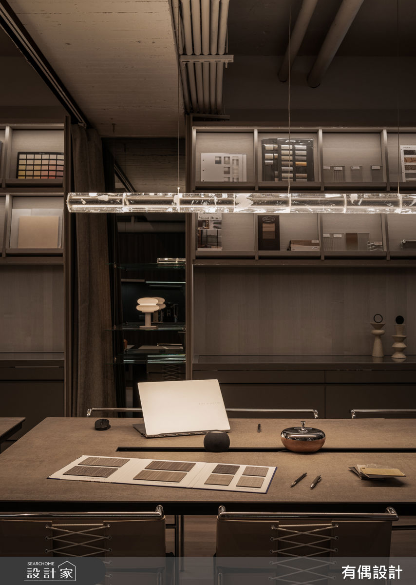 70坪老屋(41~50年)＿解構主義風商業空間案例圖片＿有偶室內裝修股份有限公司＿有偶_解構之4