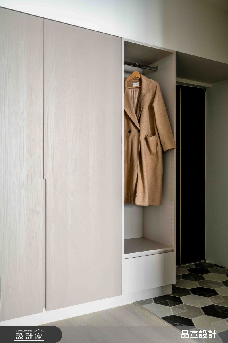 28坪老屋(31~40年)＿現代風玄關案例圖片＿品宣室內裝修設計＿品宣_默年之10