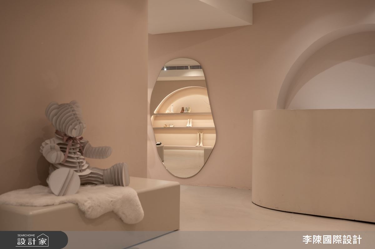 70坪老屋(31~40年)＿現代侘寂風商業空間案例圖片＿李陳國際設計有限公司＿李陳_Gracegift 敦南概念店之26