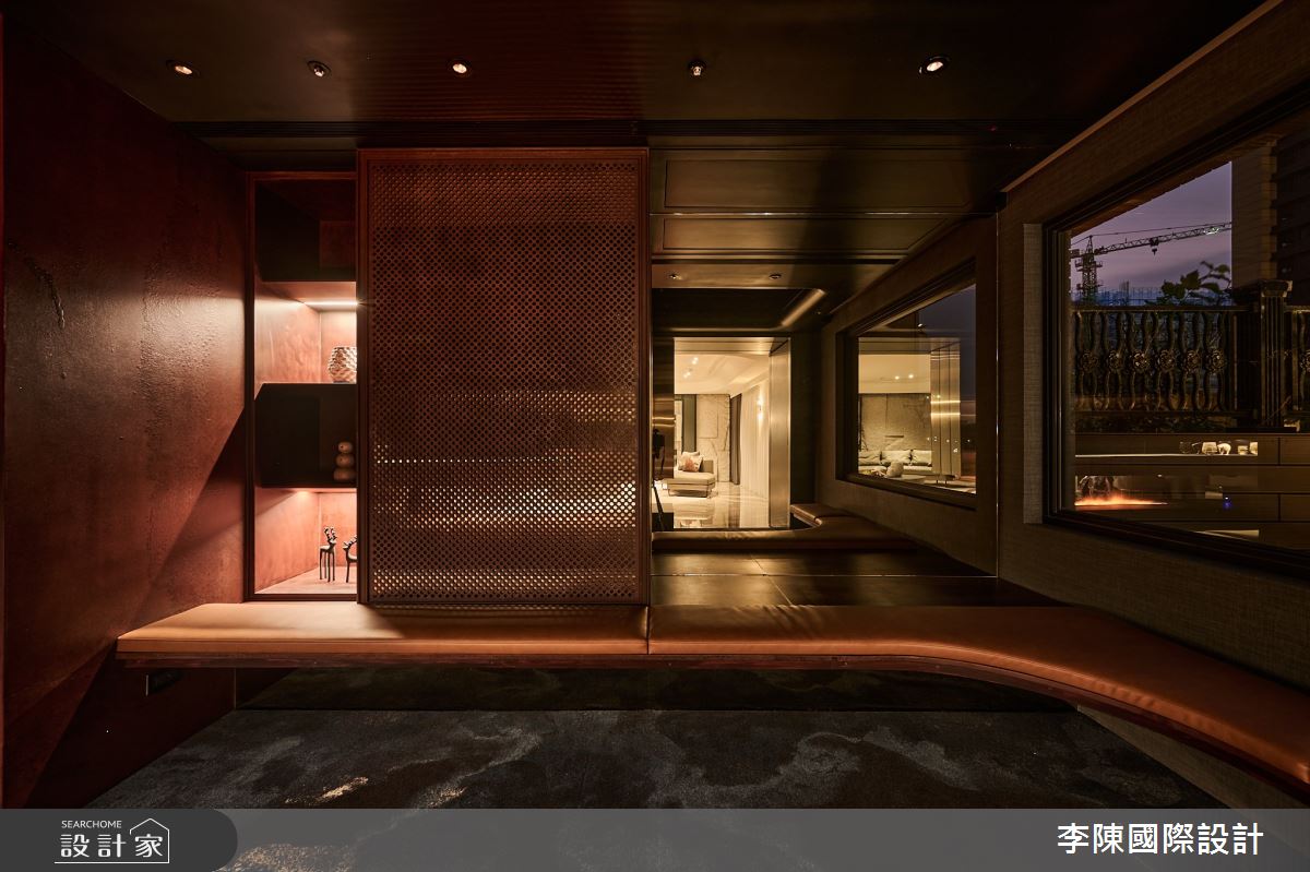 55坪毛胚屋＿現代風玄關案例圖片＿李陳國際設計有限公司＿李陳_Wang Mansion 青埔中悅八京王府之3