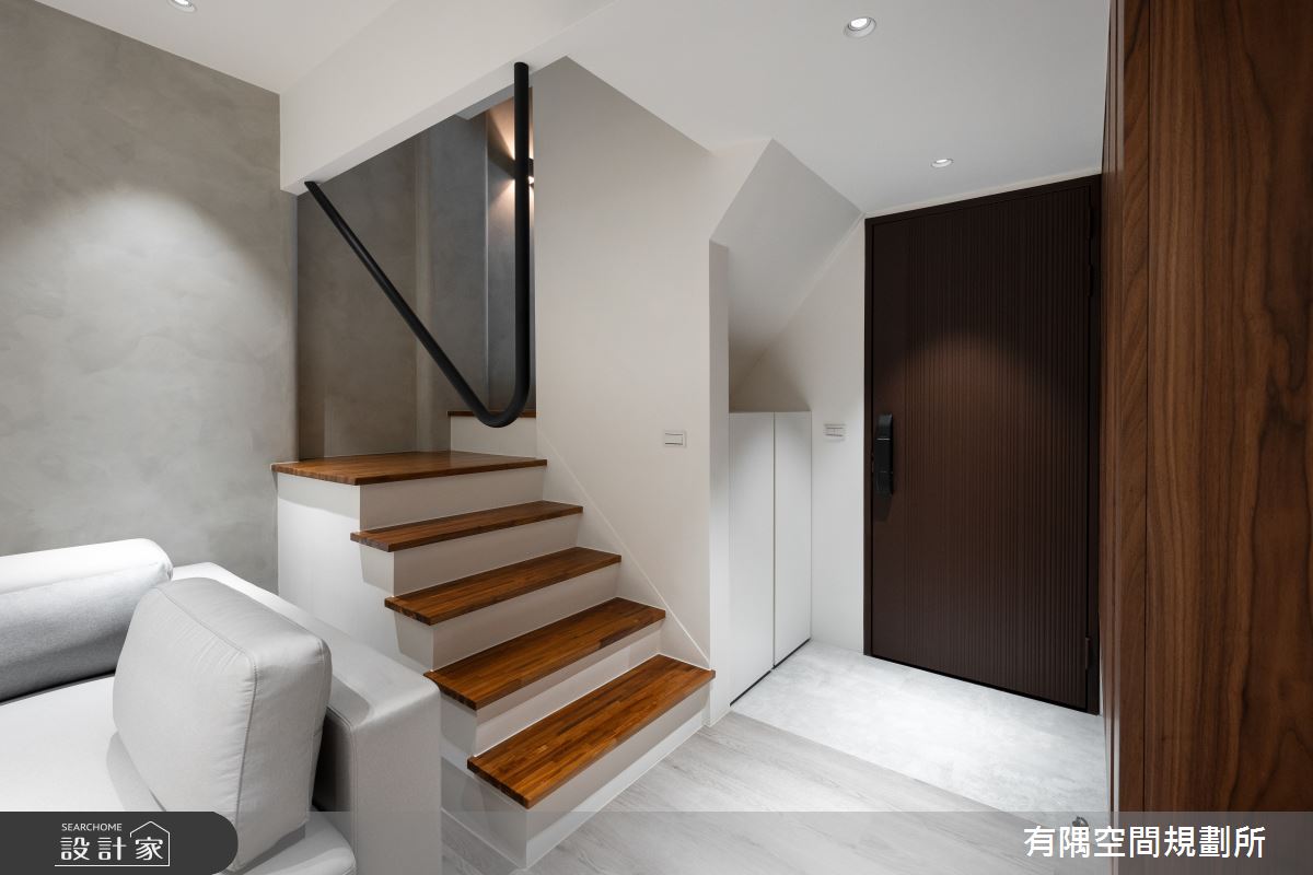 31坪老屋(41~50年)＿混搭風玄關樓梯案例圖片＿有隅空間規劃所＿有隅_04.L宅之1