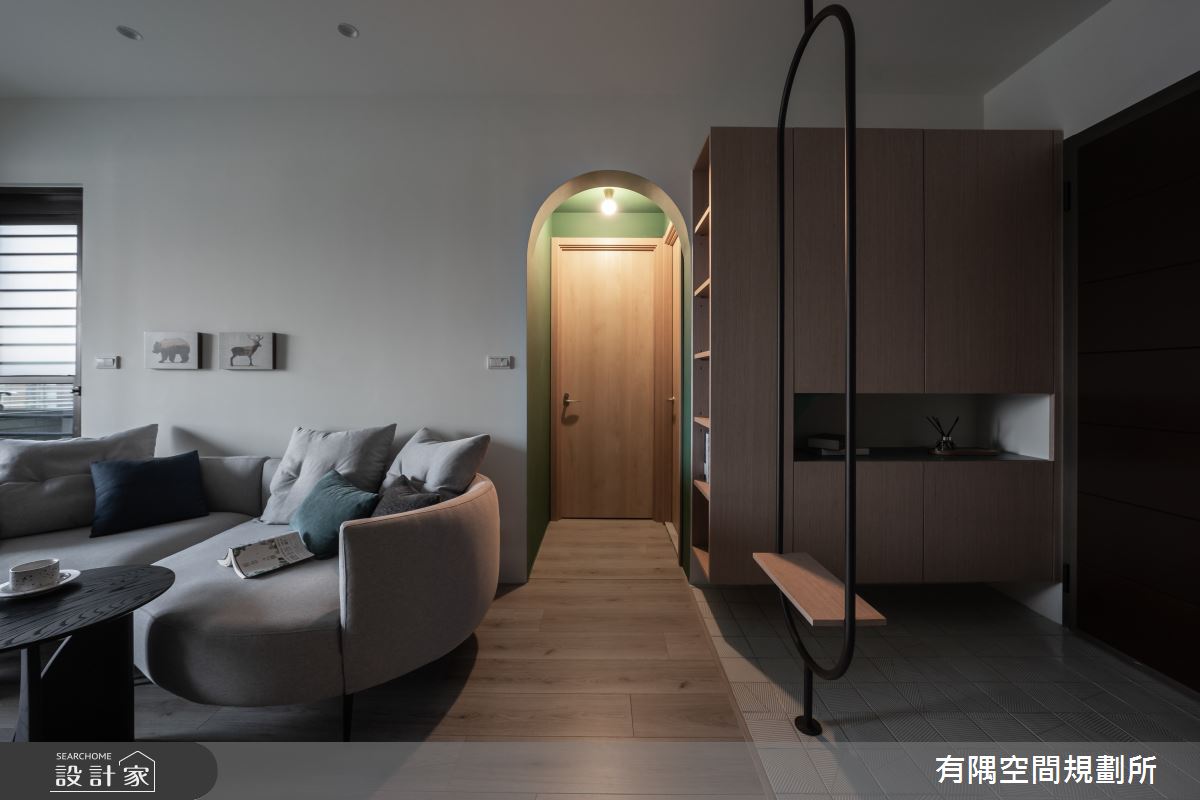 24坪新成屋(5年以下)＿現代北歐風玄關客廳案例圖片＿有隅空間規劃所＿有隅_10.Girl & Girl之19
