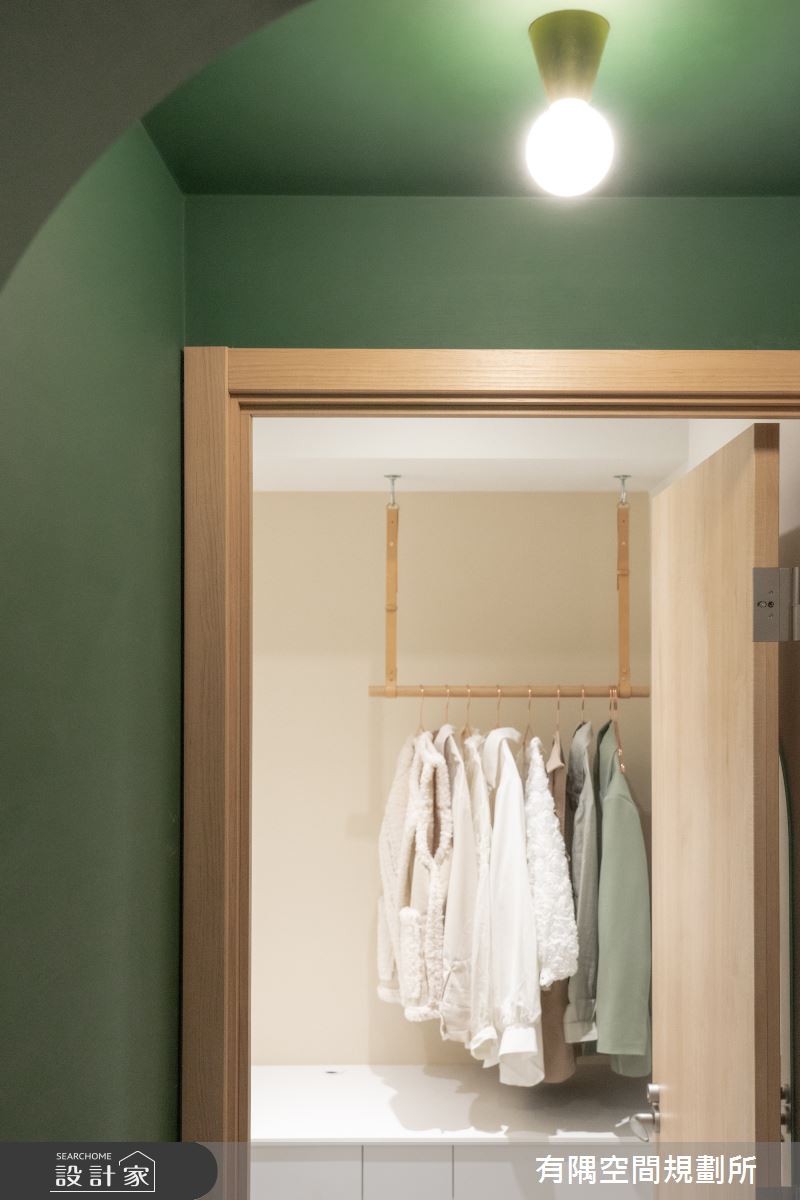 24坪新成屋(5年以下)＿現代北歐風更衣間案例圖片＿有隅空間規劃所＿有隅_10.Girl & Girl之41