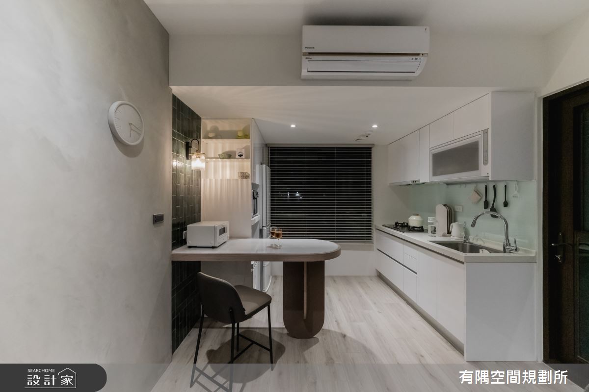 24坪新成屋(5年以下)＿現代北歐風餐廳廚房吧檯中島案例圖片＿有隅空間規劃所＿有隅_10.Girl & Girl之3
