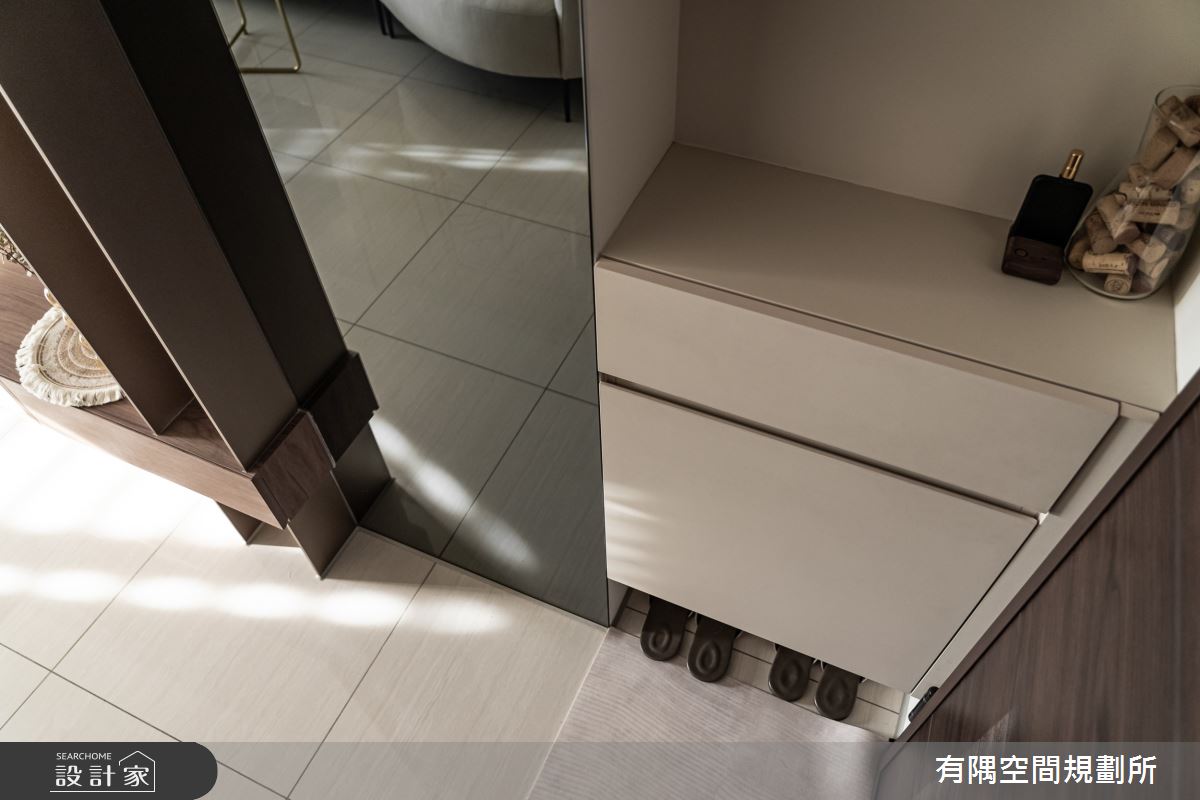 24坪新成屋(5年以下)＿現代風玄關案例圖片＿有隅空間規劃所＿有隅_13.Ciao!之7