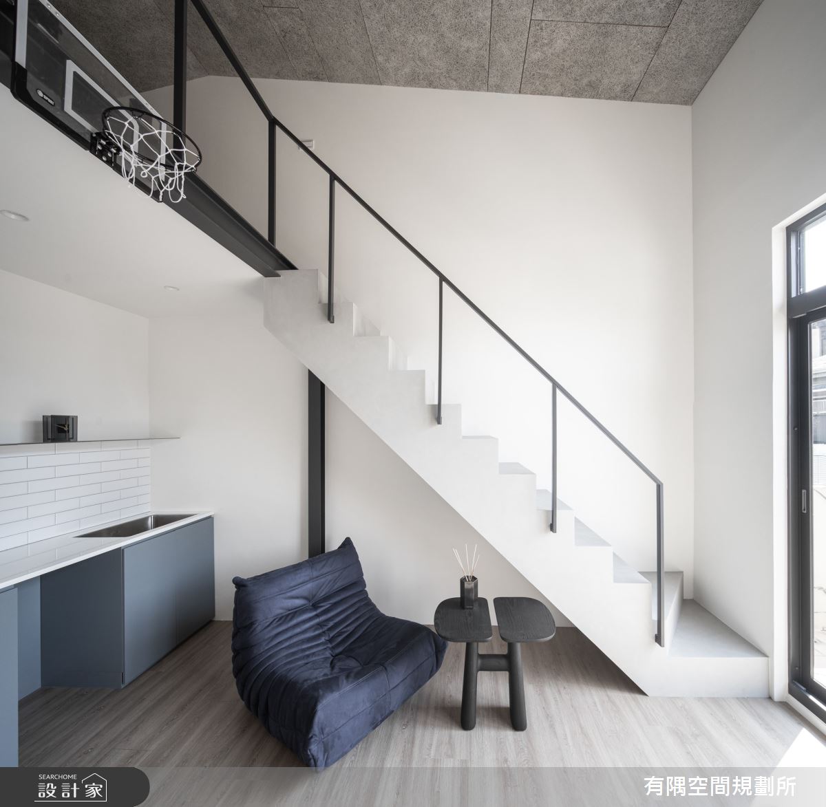 20坪老屋(16~30年)＿現代工業風客廳樓梯案例圖片＿有隅空間規劃所＿有隅_22.YC Loft之8