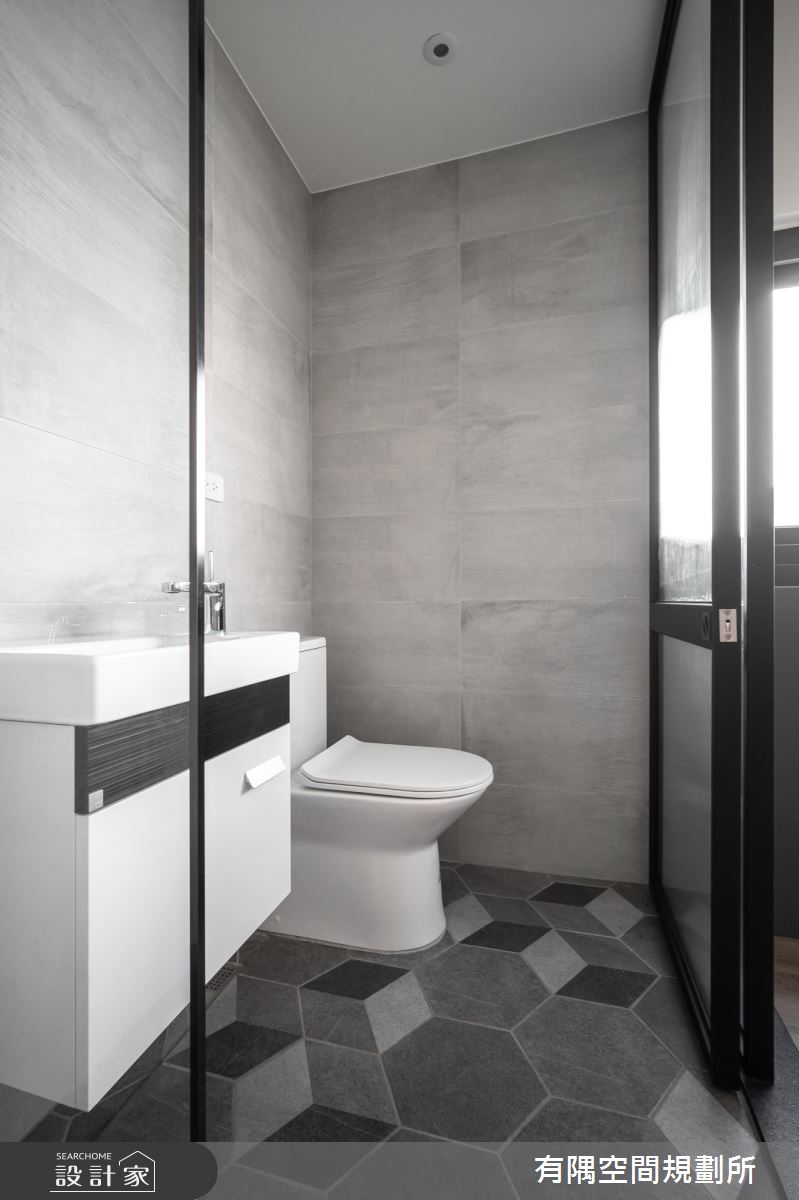 20坪老屋(16~30年)＿現代工業風浴室案例圖片＿有隅空間規劃所＿有隅_22.YC Loft之26