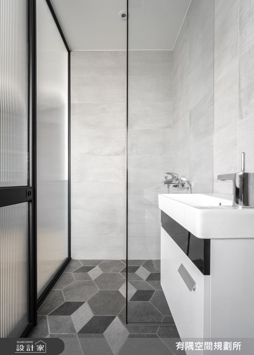 20坪老屋(16~30年)＿現代工業風浴室案例圖片＿有隅空間規劃所＿有隅_22.YC Loft之27