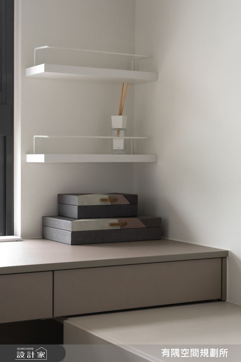 36坪新成屋(5年以下)＿現代簡約風更衣間案例圖片＿有隅空間規劃所＿有隅_23.​Jesse's home之42