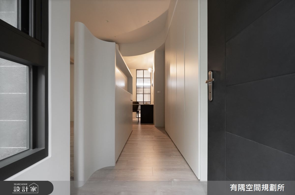 45坪新古屋(10年以下)＿現代風玄關案例圖片＿有隅空間規劃所＿有隅_55.日光樹之1