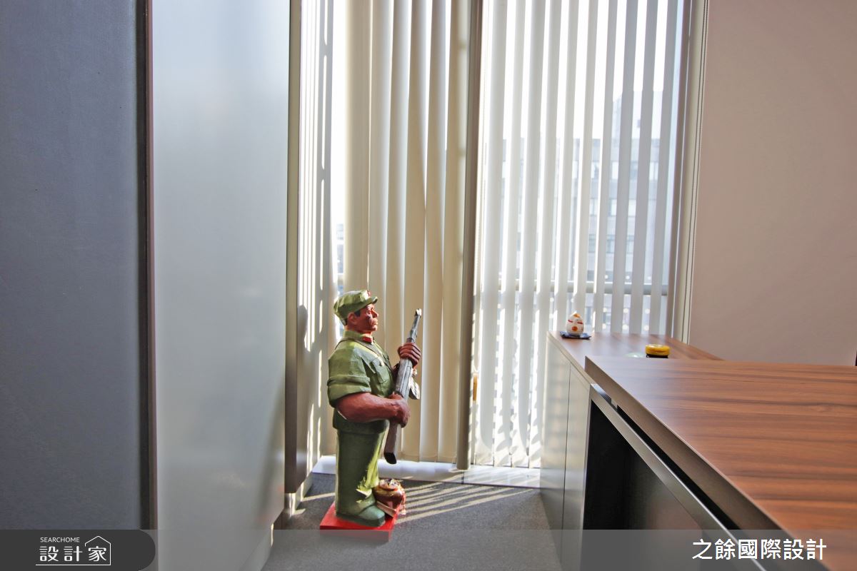 100坪老屋(31~40年)＿現代風商業空間案例圖片＿之餘國際設計＿之餘_百年靈 新光前瞻金融大樓之8