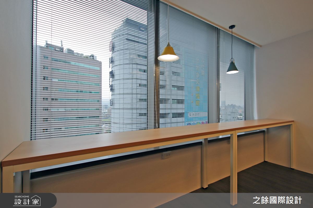 90坪中古屋(5~15年)＿現代風商業空間案例圖片＿之餘國際設計＿之餘_安德雲 潤泰松山車站大樓之12