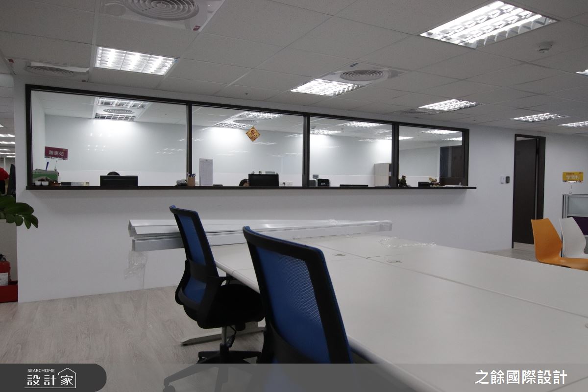 30坪老屋(31~40年)＿現代風商業空間案例圖片＿之餘國際設計＿之餘_可樂旅遊 長春辦公室之19