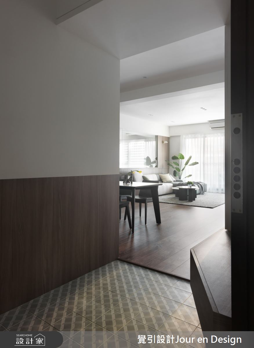 45坪中古屋(5~15年)＿現代風玄關案例圖片＿覺引設計Jour en Design＿覺引_高雄_仰森 五口之家之1