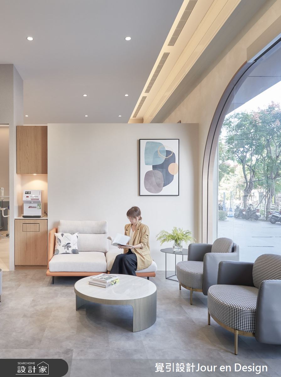 55坪中古屋(5~15年)＿奢華風商業空間案例圖片＿覺引設計Jour en Design＿覺引_高雄_臻欣牙醫之5