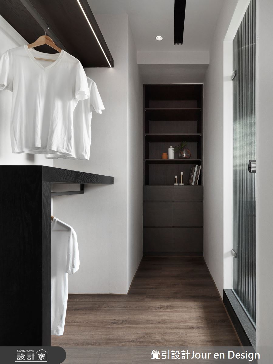 35坪新成屋(5年以下)＿現代風更衣間案例圖片＿覺引設計Jour en Design＿覺引_台北_流動黑白之21