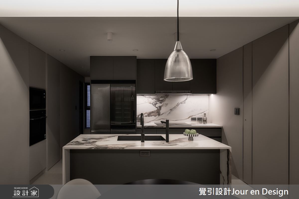 23坪新成屋(5年以下)＿現代風餐廳廚房中島案例圖片＿覺引設計Jour en Design＿覺引_美術白天鵝之13