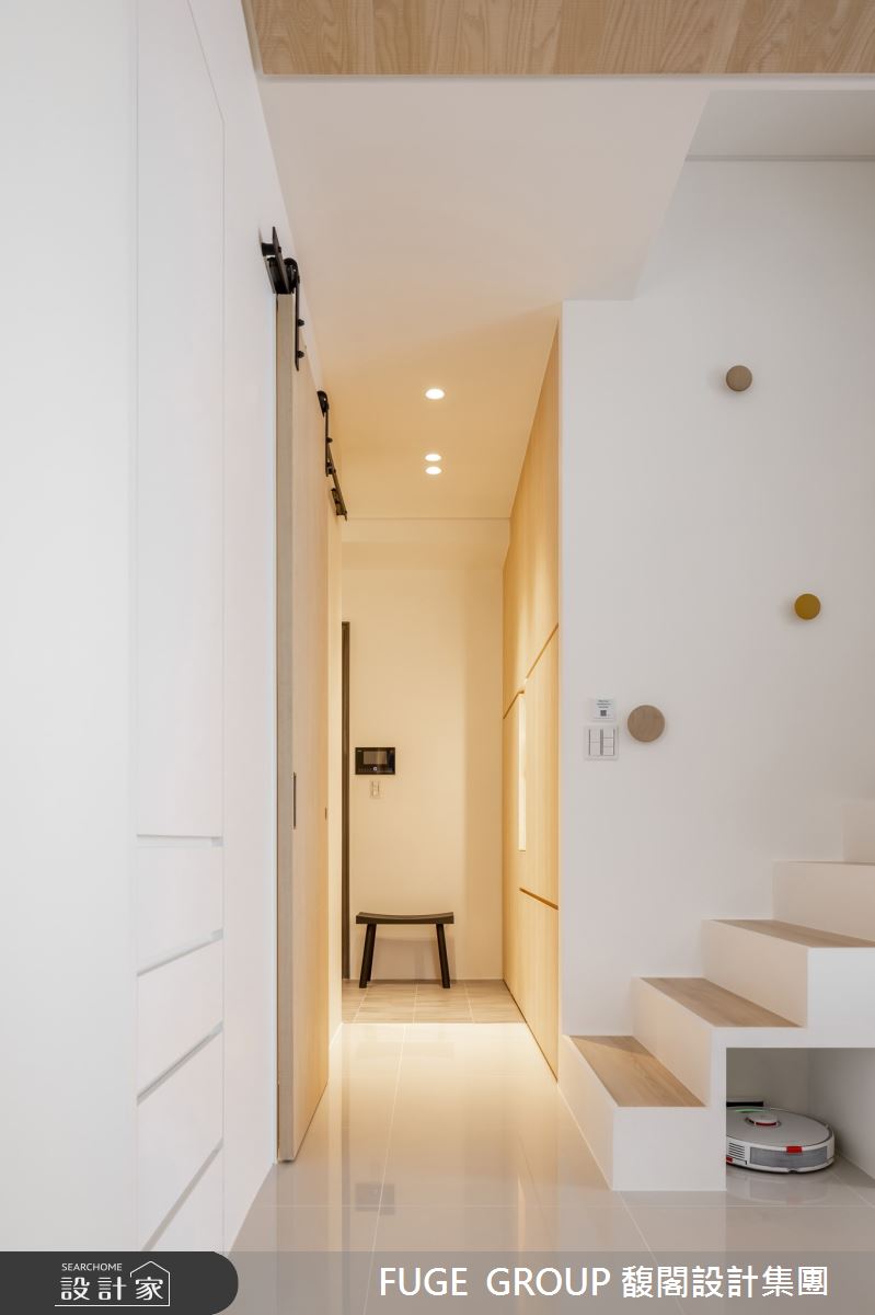 預售屋＿北歐風玄關樓梯案例圖片＿FUGE GROUP 馥閣設計集團＿馥閣_Steps for the Future（ft. #哈囉兔兔）之27