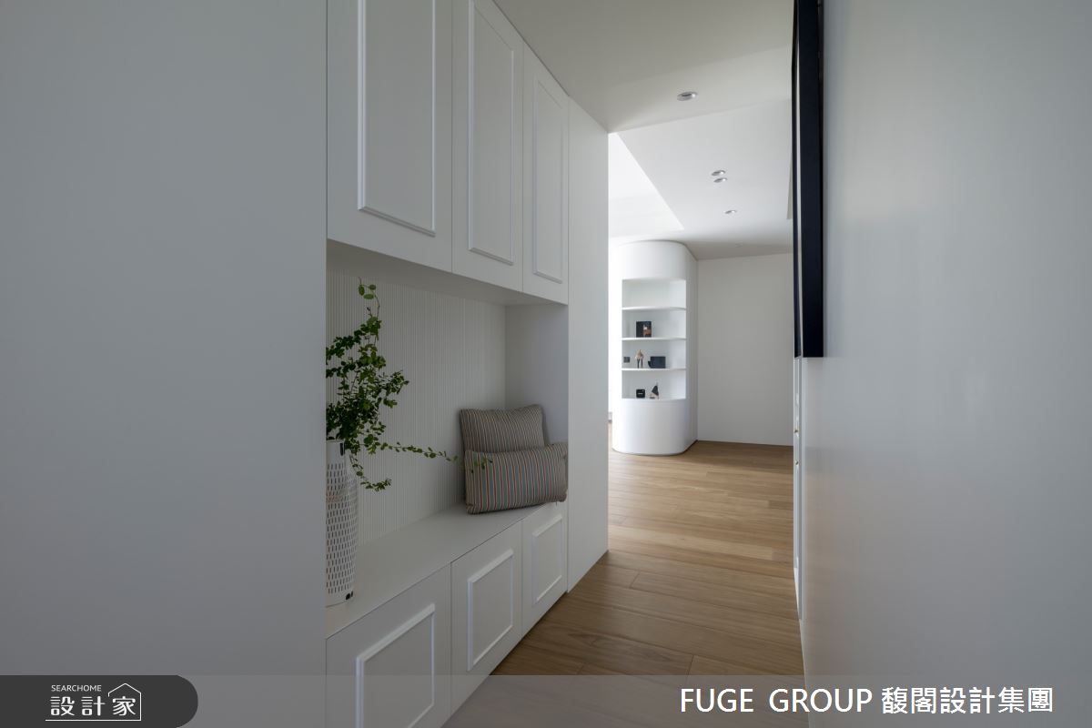 41坪中古屋(5~15年)＿美式風走廊案例圖片＿FUGE GROUP 馥閣設計集團＿馥閣_光影中的光陰 Chill White Warmth之18
