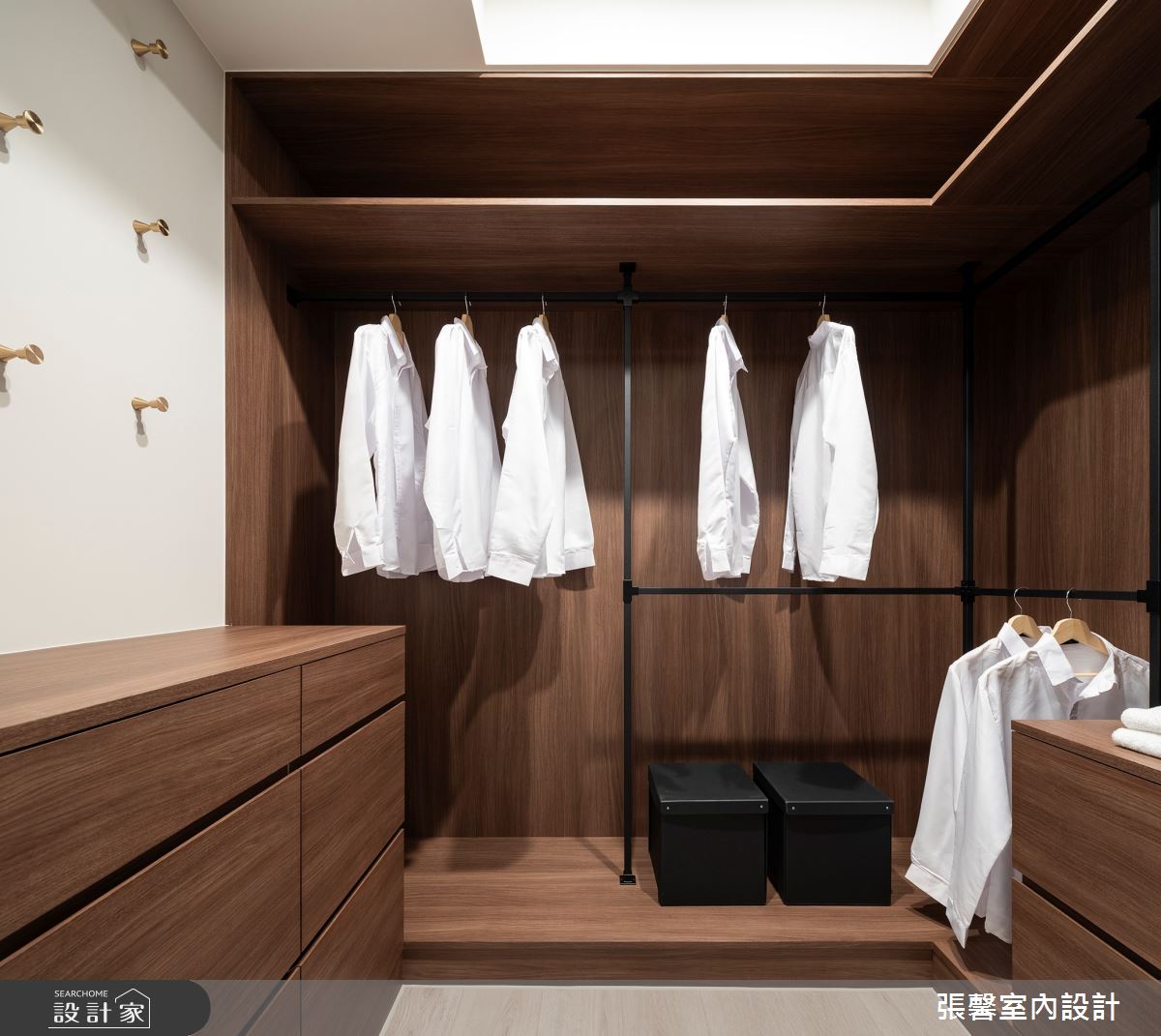 53坪中古屋(5~15年)＿美式風更衣間案例圖片＿張馨室內設計/瀚觀室內裝修設計工程有限公司＿張馨_蛻變 怡然生活之29