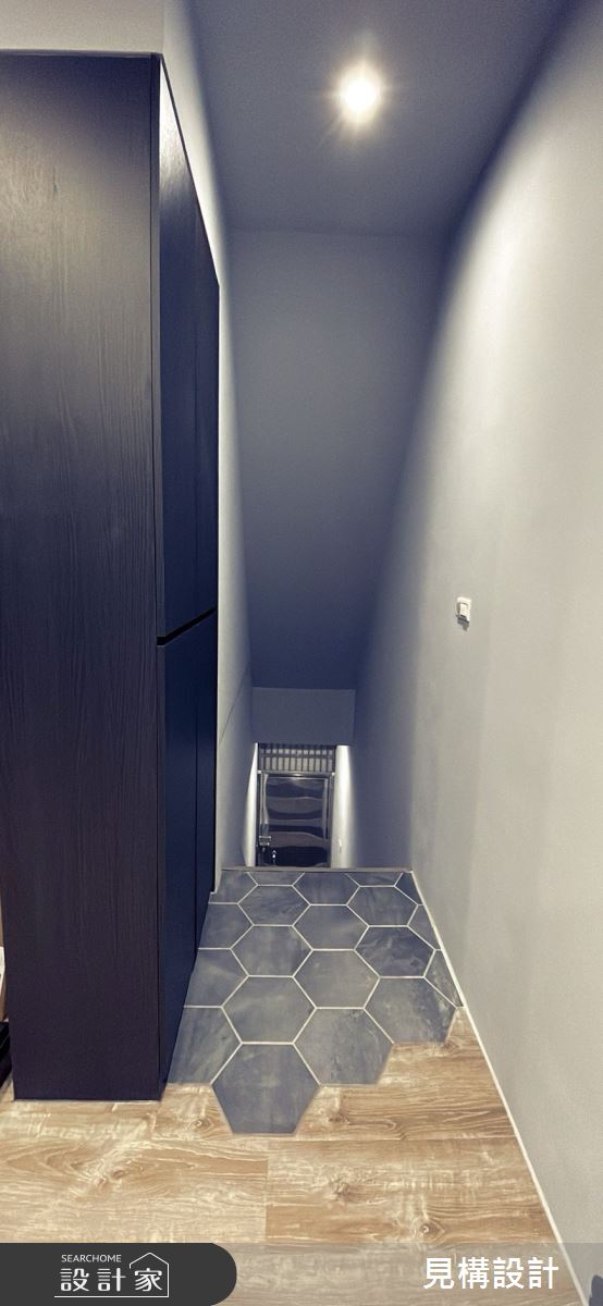 36坪老屋(41~50年)＿工業風玄關案例圖片＿見構設計 Compose Designed＿見構_01之1