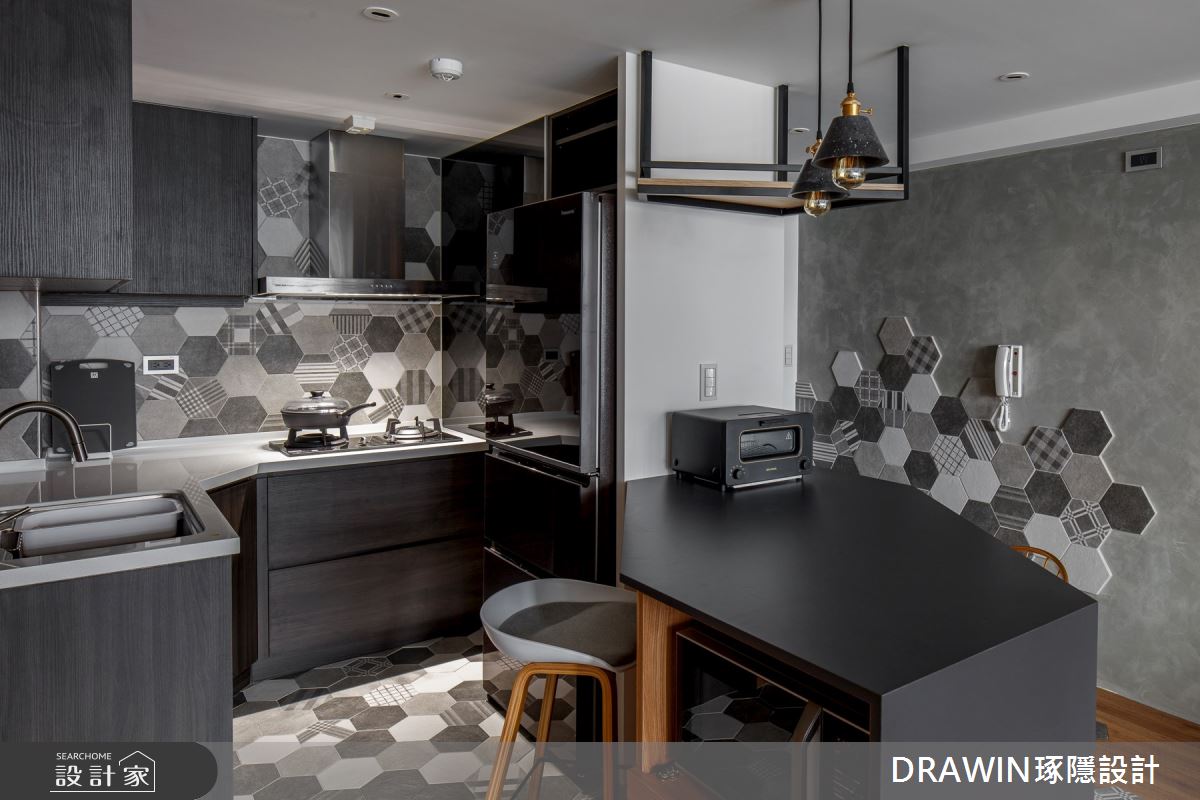 25坪新古屋(10年以下)＿現代風餐廳廚房吧檯中島案例圖片＿琢隱設計DRAWIN DESIGN STUDIO＿琢隱_Peng Residence之4
