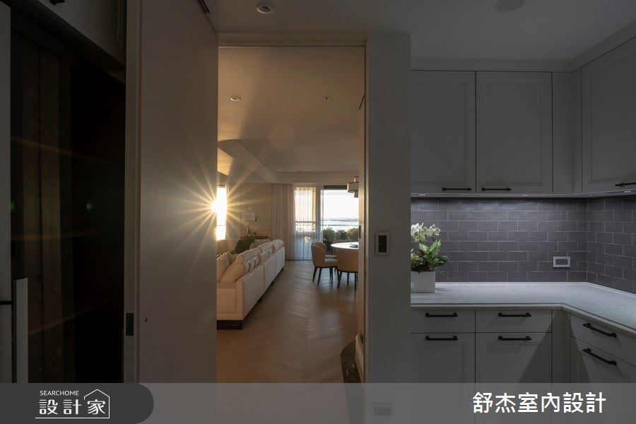 141坪新成屋(5年以下)＿美式風客廳廚房案例圖片＿舒杰室內裝修設計有限公司＿舒杰_大隱水岸．百坪河岸宅之11