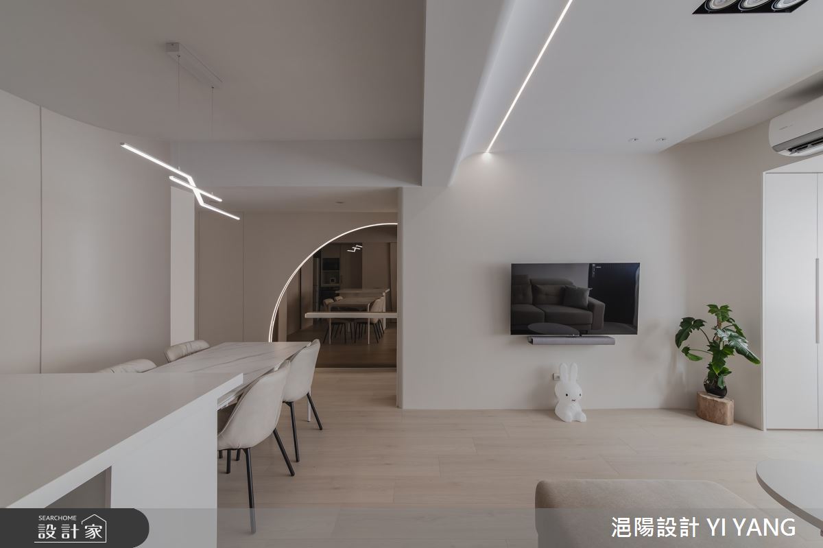 26坪老屋(31~40年)＿北歐奶白風客廳餐廳中島案例圖片＿浥陽設計 YI YANG＿浥陽_新北36年老宅｜北歐奶白風之3