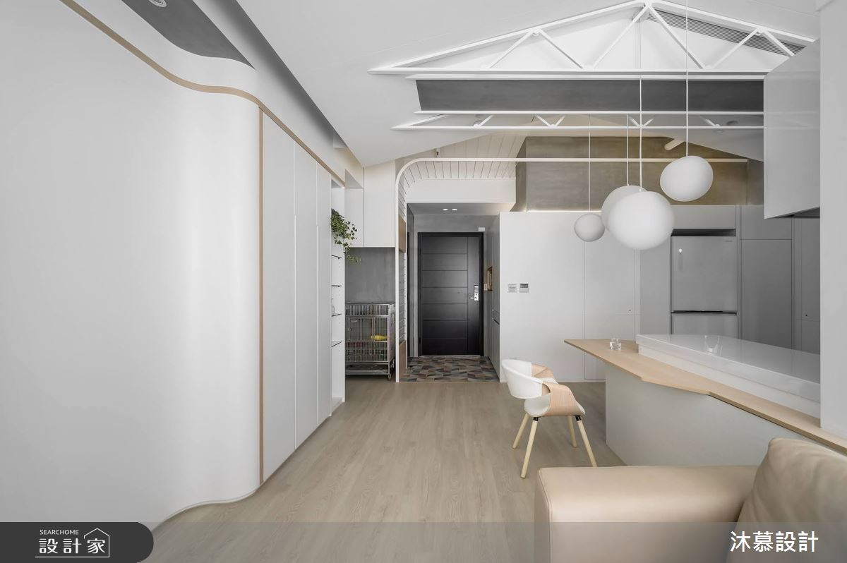 15坪新成屋(5年以下)＿現代風玄關客廳餐廳中島案例圖片＿沐慕室內設計＿沐慕_鸚鵡之家 l The co-living residence of parrot–human之16