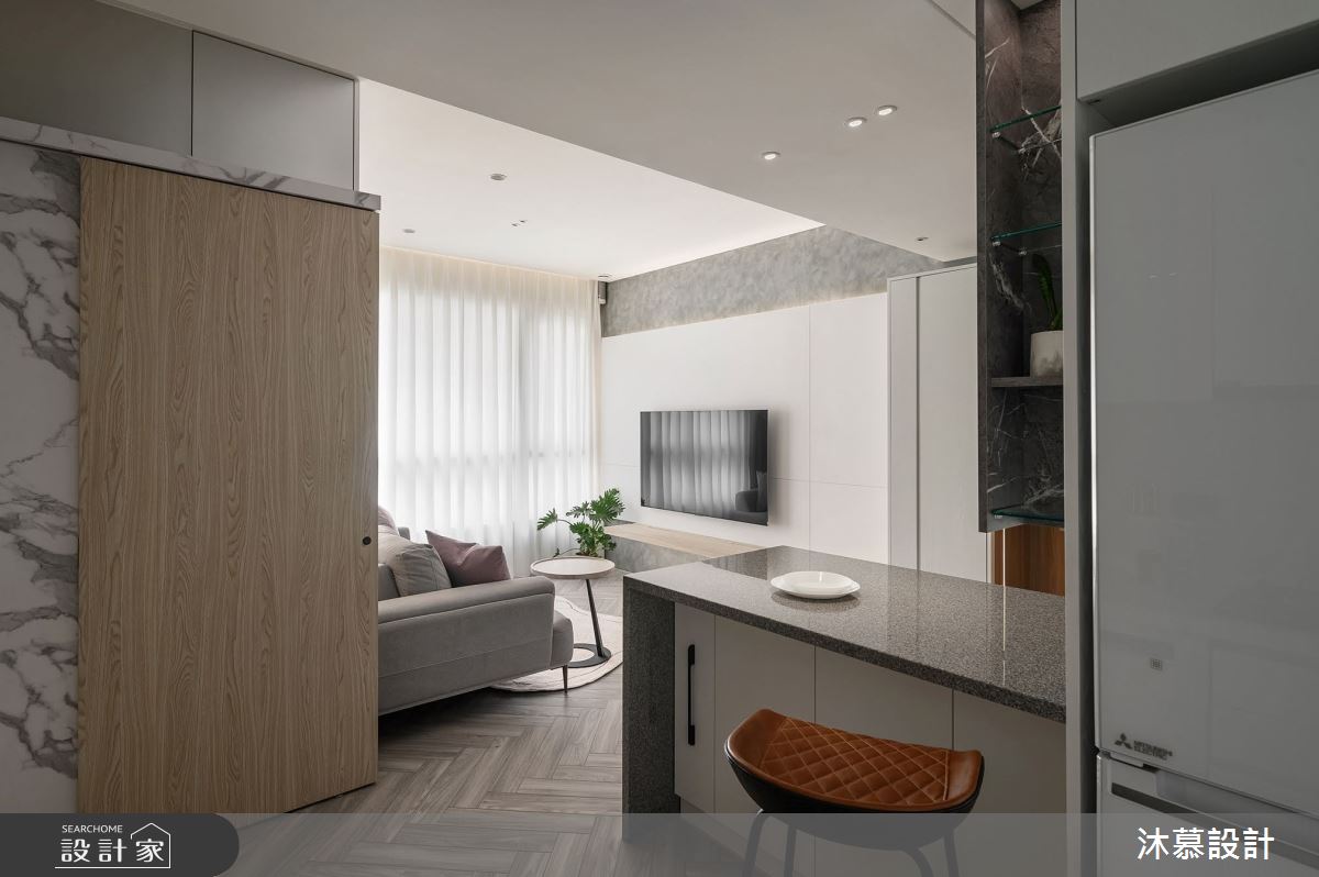17坪新成屋(5年以下)＿現代風客廳餐廳中島案例圖片＿沐慕室內設計＿沐慕_伴 l Transparent box之20