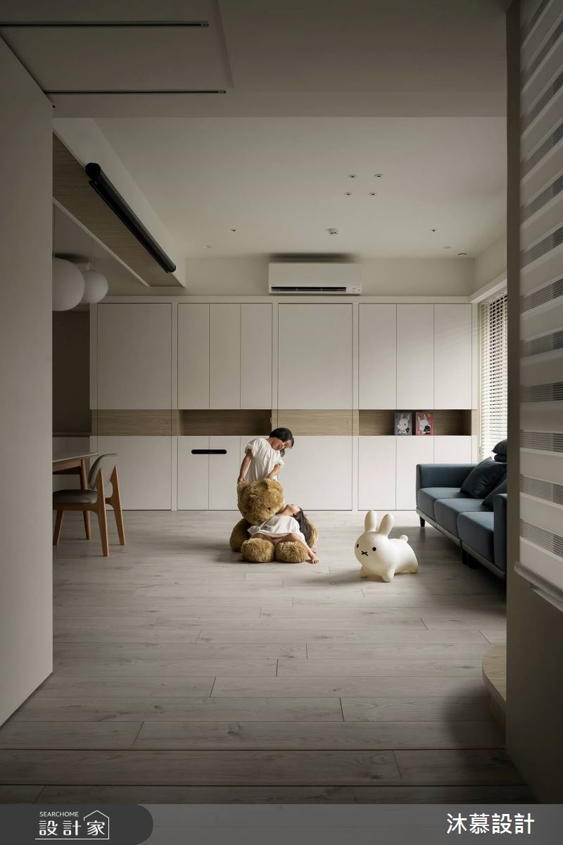 38坪預售屋＿現代風客廳案例圖片＿沐慕室內設計＿沐慕_櫃子裡有三個房間的家 I Three rooms in the cabinet之30