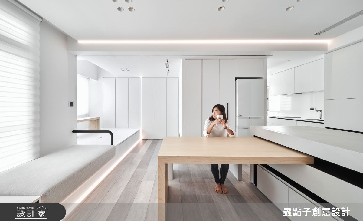 19坪中古屋(5~15年)＿簡約風客廳餐廳廚房臥榻中島案例圖片＿蟲點子創意設計＿蟲點子_110之7