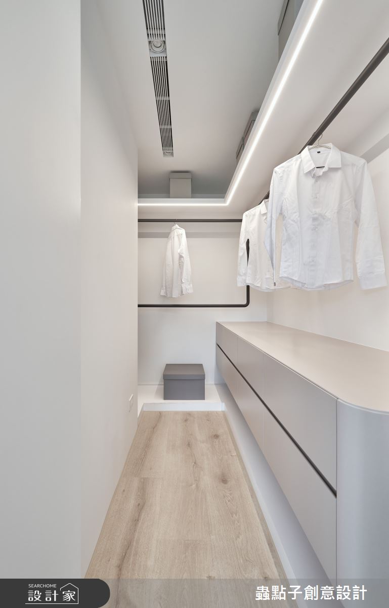 35坪新成屋(5年以下)＿簡約風更衣間案例圖片＿蟲點子創意設計＿蟲點子_117之51