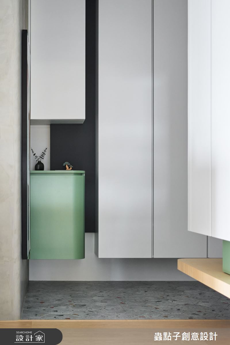 28坪新成屋(5年以下)＿簡約風玄關案例圖片＿蟲點子創意設計＿蟲點子_131之11
