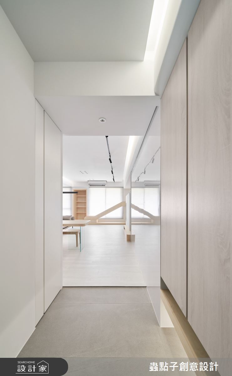 30坪中古屋(5~15年)＿簡約風玄關案例圖片＿蟲點子創意設計＿蟲點子_132之1