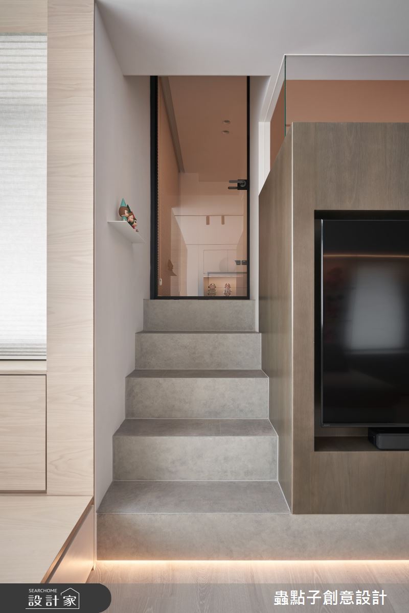 8坪中古屋(5~15年)＿簡約風客廳樓梯案例圖片＿蟲點子創意設計＿蟲點子_133之23