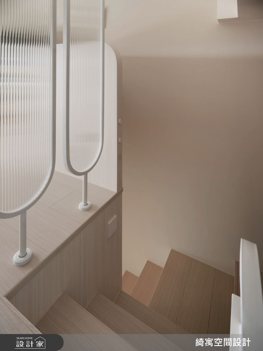 8坪老屋(16~30年)＿現代風樓梯案例圖片＿綺寓空間設計＿綺寓_39之8