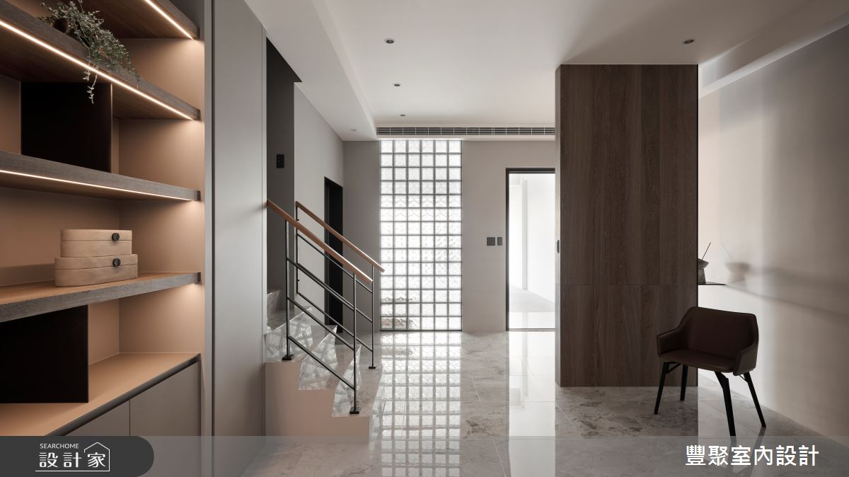 95坪毛胚屋＿現代風玄關樓梯案例圖片＿豐聚室內設計＿豐聚_53之10