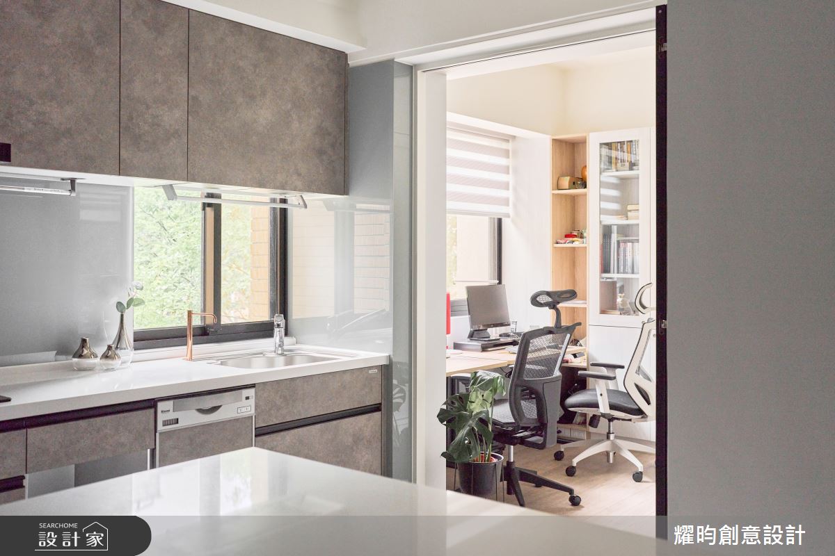 25坪中古屋(5~15年)＿北歐風廚房書房中島案例圖片＿耀昀創意設計＿耀昀_88之15
