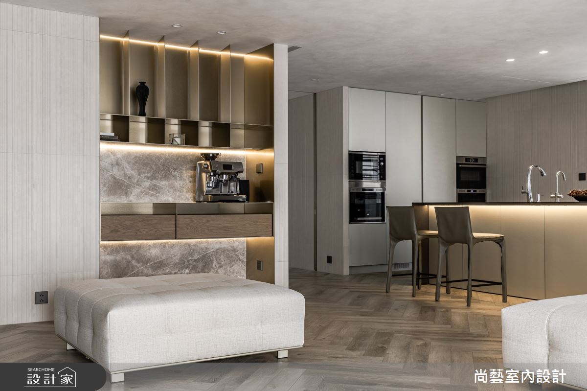 33坪毛胚屋＿休閒度假風客廳中島案例圖片＿尚藝室內設計＿尚藝_61鑫洋百景-弧景無界之20