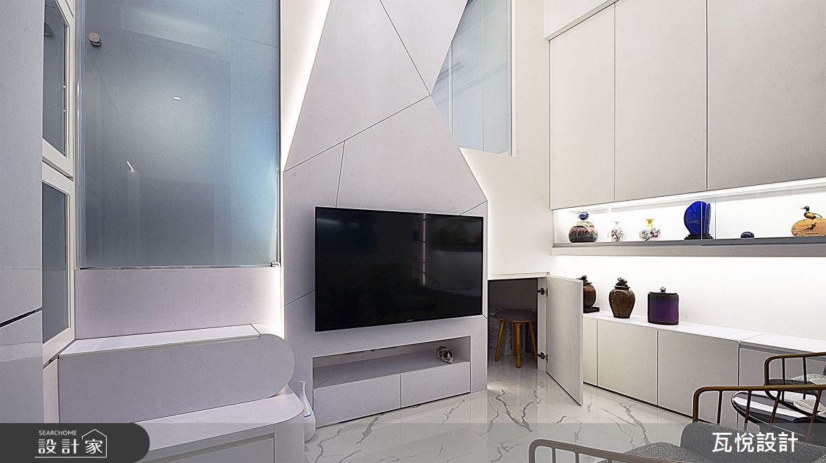 8坪老屋(16~30年)＿現代風客廳樓梯儲藏室案例圖片＿瓦悅設計有限公司＿瓦悅_62之18