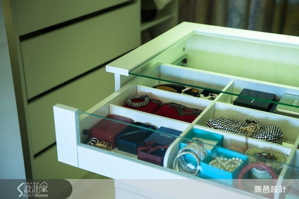 35坪新成屋(5年以下)＿混搭風更衣間案例圖片＿築邑企業有限公司＿築邑_01之13