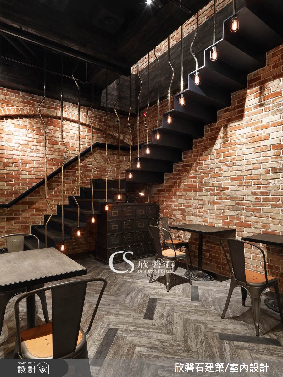 新成屋(5年以下)＿工業風商業空間案例圖片＿欣磐石建築.空間規劃事務所＿欣磐石_39-紅盒子美式餐廳之5