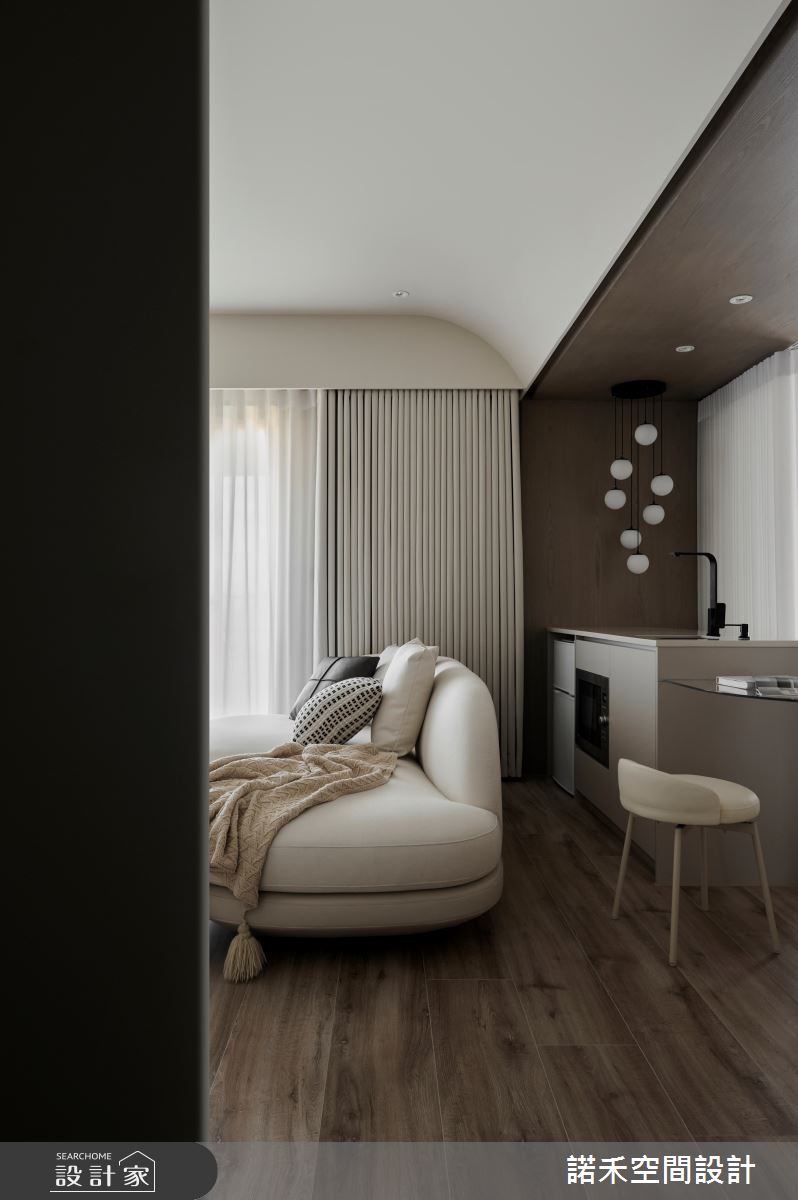中古屋(5~15年)＿現代風客廳中島案例圖片＿諾禾空間設計 上碩室內裝修＿諾禾_84.9點52分行星日落之13