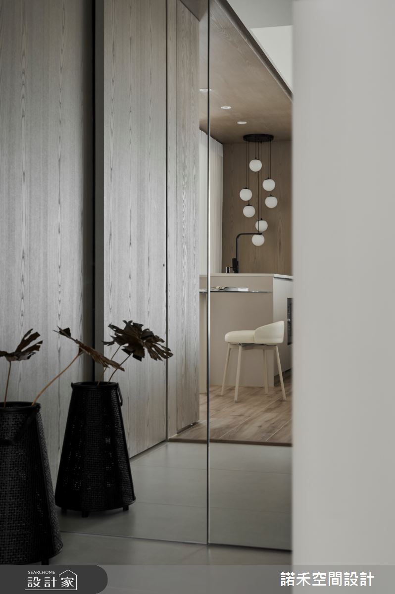 中古屋(5~15年)＿現代風玄關案例圖片＿諾禾空間設計 上碩室內裝修＿諾禾_84.9點52分行星日落之2