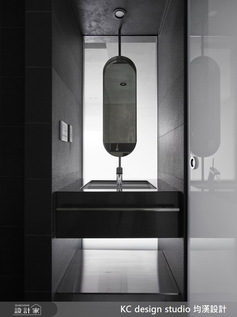 中古屋(5~15年)＿奢華風更衣間案例圖片＿KC design studio 均漢設計＿KC_23新店賴宅之11