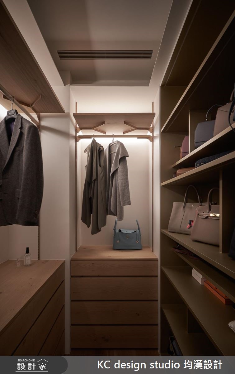 41坪新成屋(5年以下)＿混搭風更衣間案例圖片＿KC design studio 均漢設計＿KC_28南港吳宅之10
