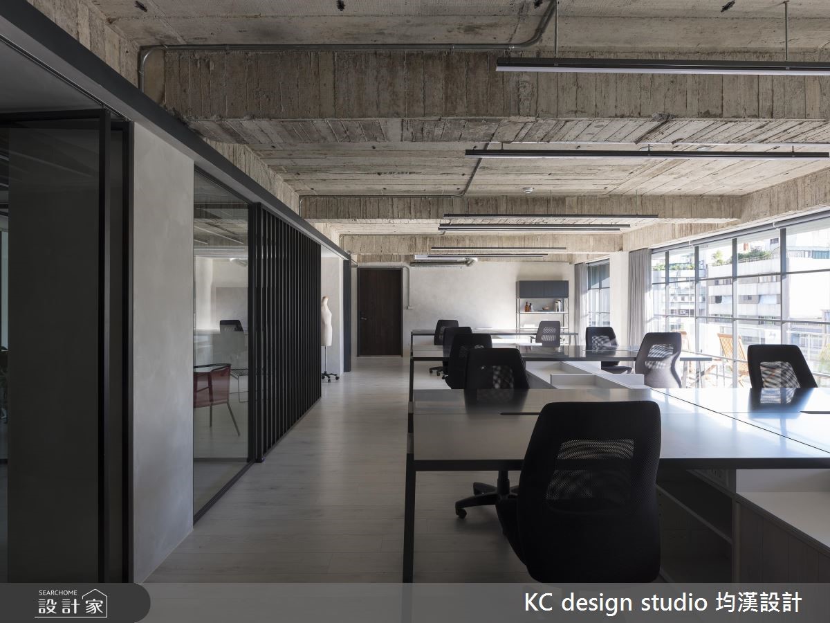 50坪老屋(16~30年)＿混搭風商業空間案例圖片＿KC design studio 均漢設計＿KC_29JJF辦公室之3